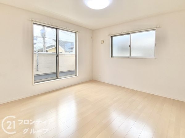 橿原市小綱町の中古一戸建て