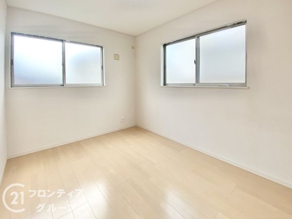 橿原市小綱町の中古一戸建て