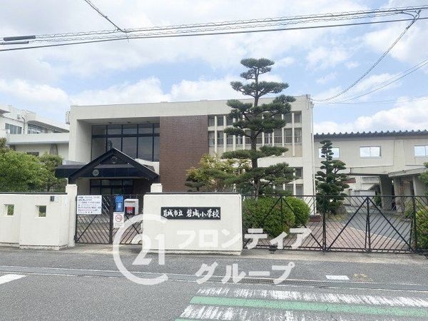 葛城市尺土の中古一戸建て(葛城市立磐城小学校)