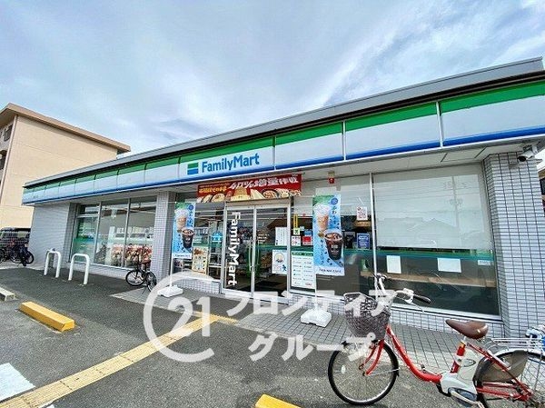 葛城市尺土の中古一戸建て(ファミリーマート高田市場店)