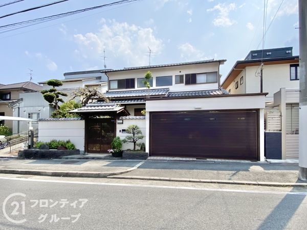 香芝市真美ヶ丘３丁目の中古一戸建て