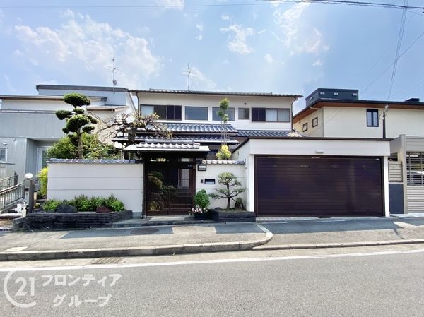 香芝市真美ヶ丘３丁目の中古一戸建て