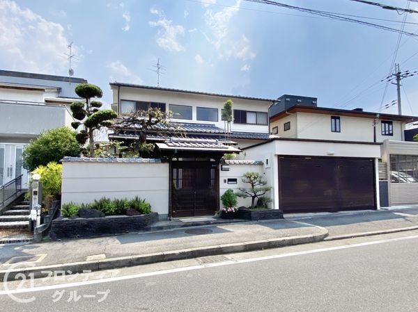 香芝市真美ヶ丘３丁目の中古一戸建て