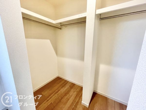 奈良県大和高田市大字吉井　新築一戸建て　５期　１号棟