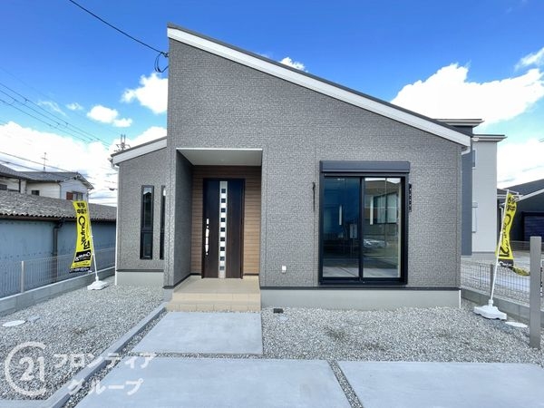 奈良県大和高田市大字吉井　新築一戸建て　５期　１号棟