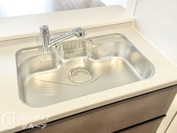 奈良県大和高田市大字吉井　新築一戸建て　５期　１号棟