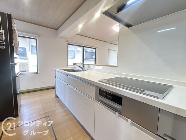 木津川市南加茂台１０丁目　中古一戸建て