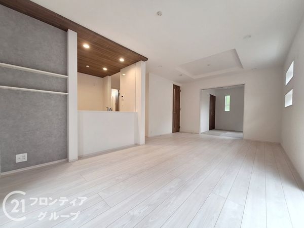 生駒市北大和４丁目　新築一戸建て　１号棟
