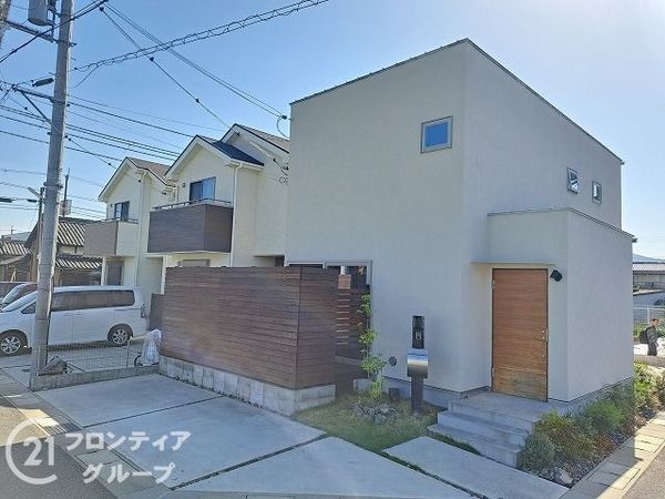大和高田市今里町の中古一戸建て