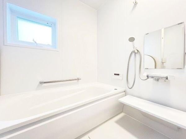 大和高田市今里町　中古一戸建て