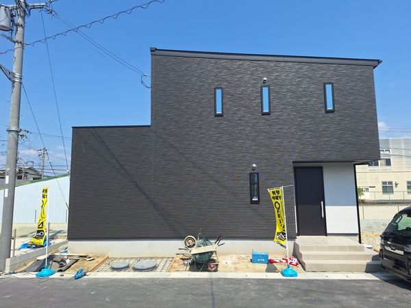 大和高田市大字吉井　新築一戸建て　２号棟