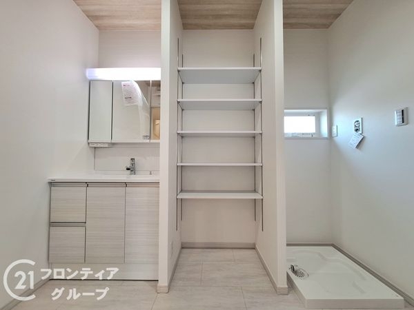 大和高田市大字吉井　新築一戸建て　１号棟