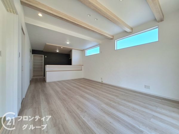 大和高田市大字吉井　新築一戸建て　１号棟