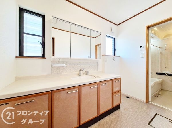 香芝市高山台２丁目の中古一戸建て
