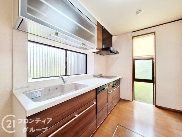 奈良市東登美ヶ丘６丁目の中古一戸建て
