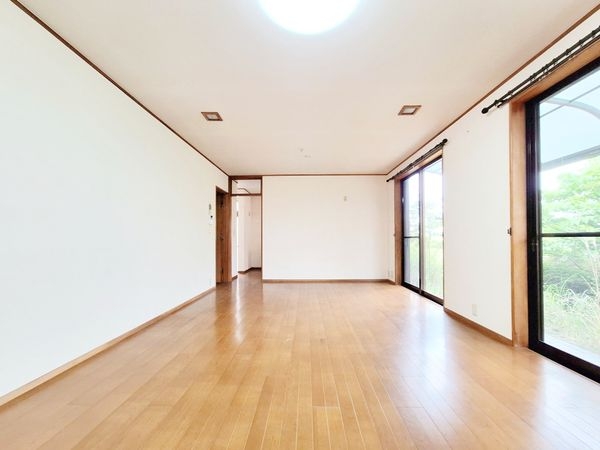 奈良市東登美ヶ丘６丁目の中古一戸建て