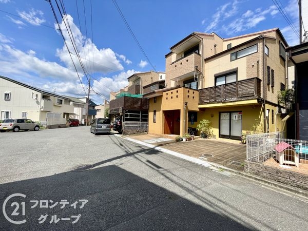 奈良県北葛城郡河合町彩りの杜　中古一戸建て