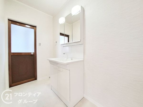 香芝市逢坂４丁目の中古一戸建て