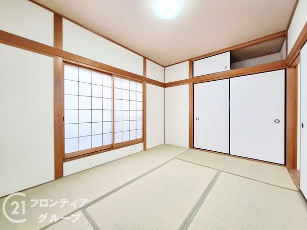 香芝市逢坂４丁目の中古一戸建て