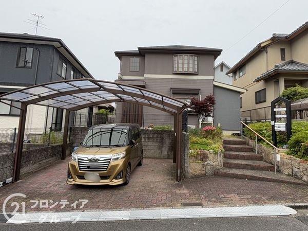 奈良市左京３丁目の中古一戸建て