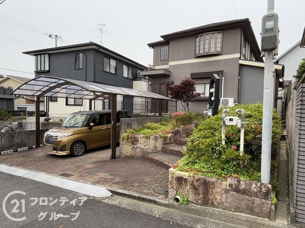 奈良市左京３丁目の中古一戸建て