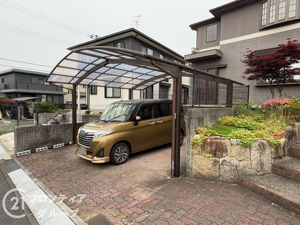 奈良市左京３丁目の中古一戸建て