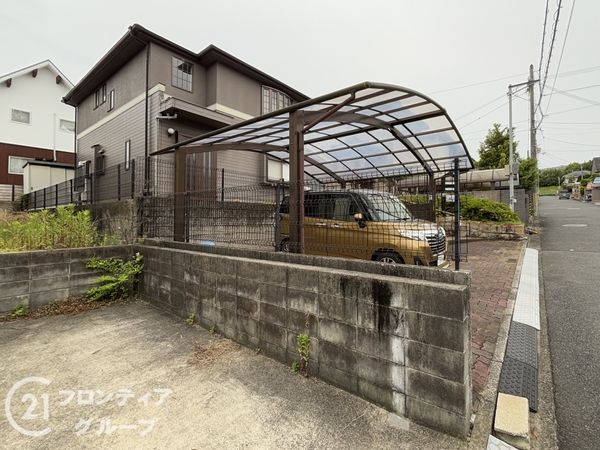 奈良市左京３丁目の中古一戸建て