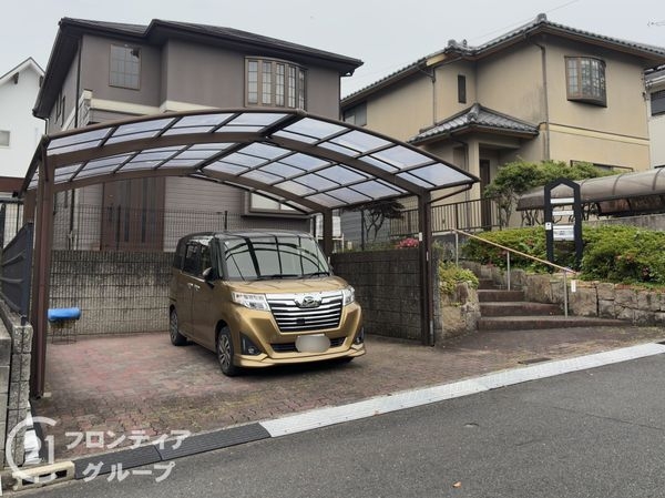 奈良市左京３丁目の中古一戸建て