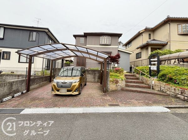 奈良市左京３丁目　中古一戸建て