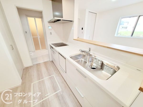 橿原市菖蒲町１丁目　新築一戸建て