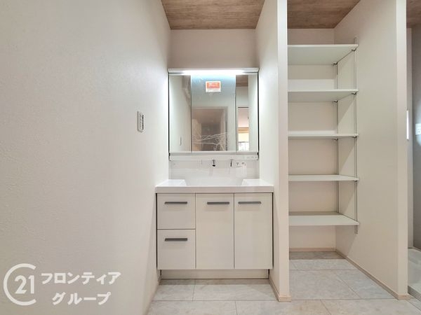 奈良市富雄北３丁目　新築一戸建て