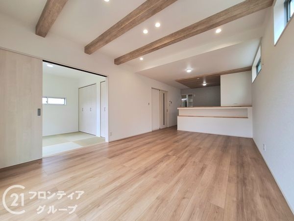 奈良市富雄北３丁目　新築一戸建て