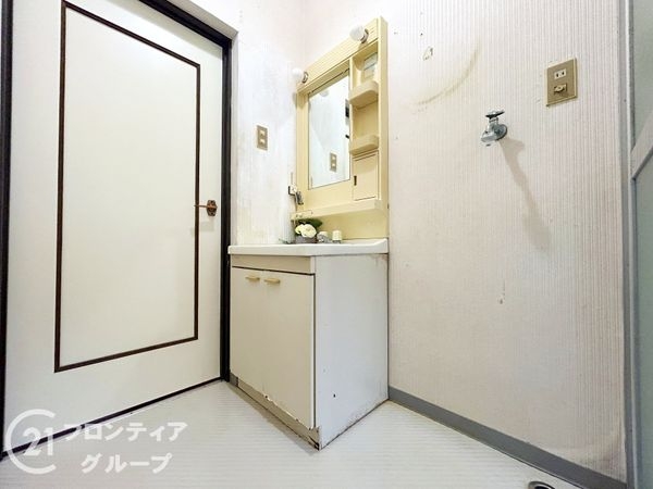 生駒市有里町の中古一戸建て