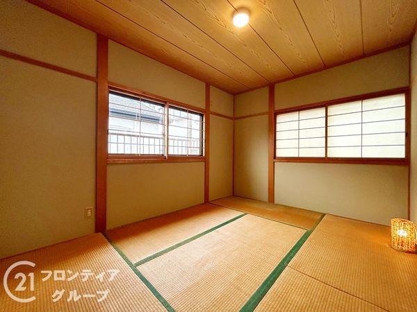 生駒市有里町の中古一戸建て