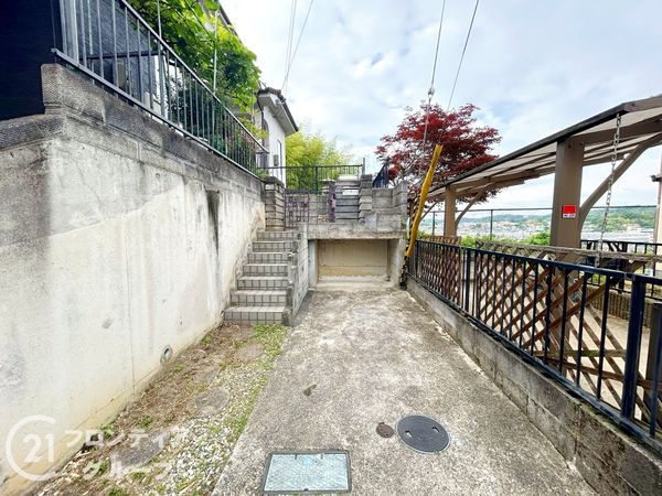 生駒市有里町の中古一戸建て