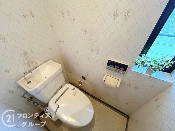生駒市有里町の中古一戸建て