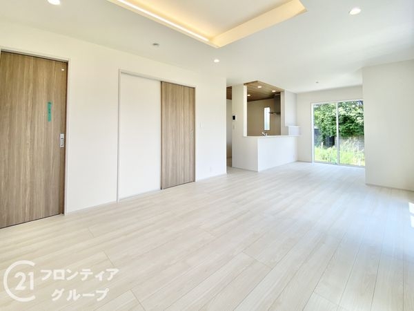 奈良市東九条町　新築一戸建て　2期　2号棟