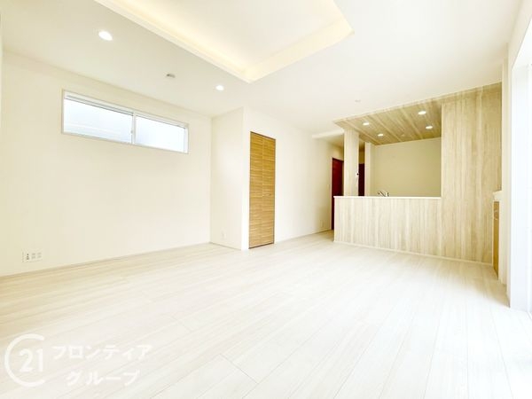 奈良市東九条町　新築一戸建て　2期　1号棟