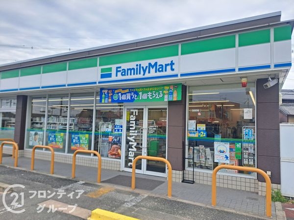 木津川市山城町上狛東下 新築一戸建て 第2 2号棟(ファミリーマート山城上狛店)