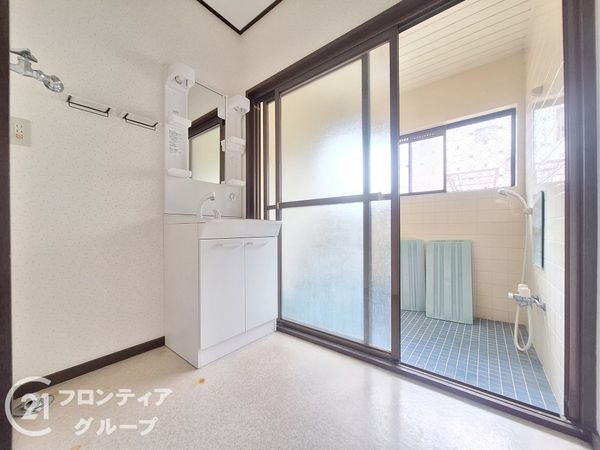 香芝市穴虫の中古一戸建て