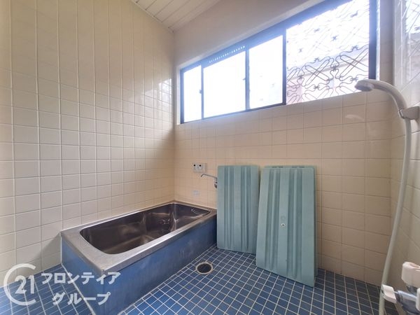 香芝市穴虫　中古一戸建て