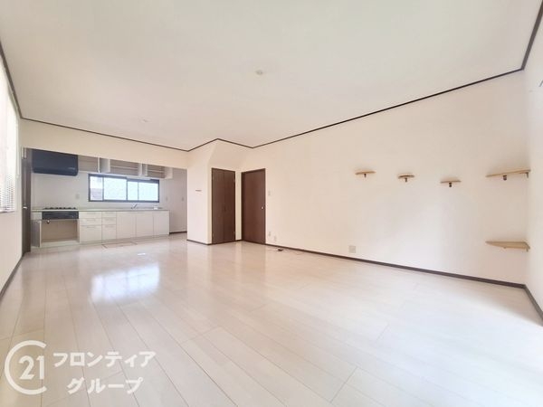 香芝市穴虫　中古一戸建て