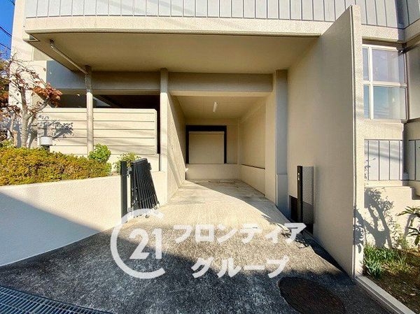 グラン・ドムール富雄　中古マンション