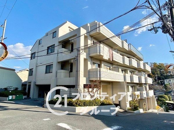 グラン・ドムール富雄　中古マンション