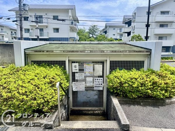 木津かぶと台団地16号棟　中古マンション