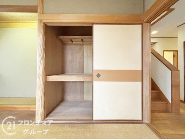 奈良市松陽台３丁目の中古一戸建て