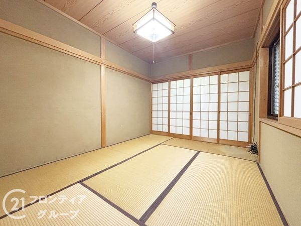奈良市松陽台３丁目の中古一戸建て