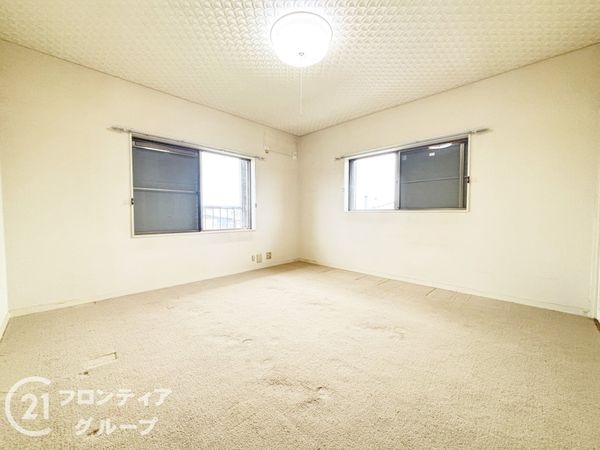 奈良市松陽台３丁目の中古一戸建て