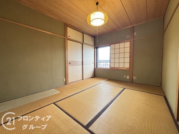 奈良市松陽台３丁目の中古一戸建て