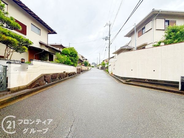 奈良市松陽台３丁目の中古一戸建て